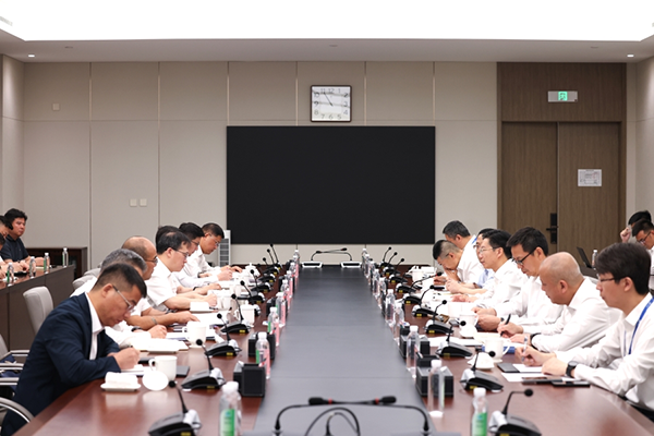 徐鸿会见连云港市市长周进一行