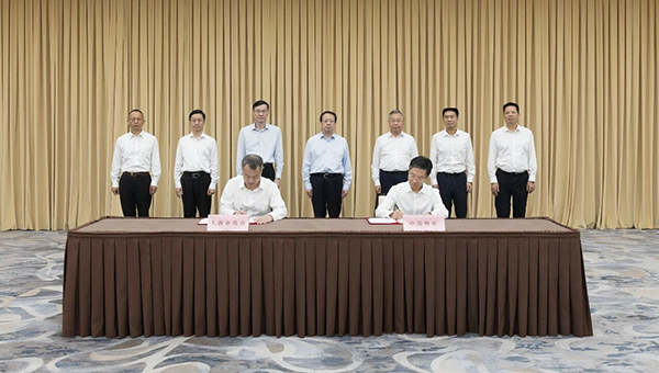 欧博与上海市政府在沪签署战略合作框架协议！陈吉宁龚正会见欧博徐鸿